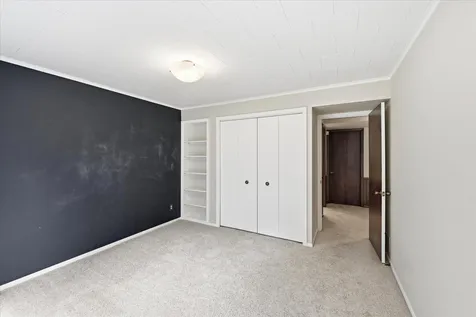 8913 S Minnehaha Circle Saint Louis Park MN 55426