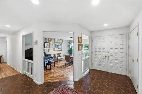 8913 S Minnehaha Circle Saint Louis Park MN 55426