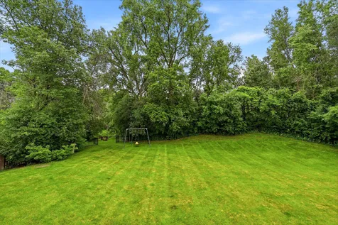 8913 S Minnehaha Circle Saint Louis Park MN 55426