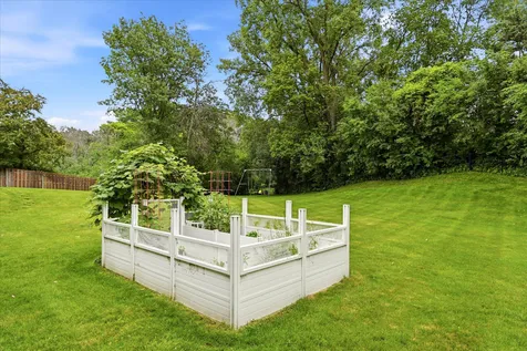 8913 S Minnehaha Circle Saint Louis Park MN 55426