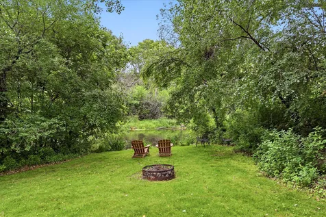 8913 S Minnehaha Circle Saint Louis Park MN 55426