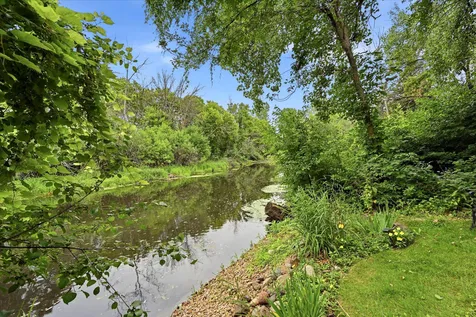 8913 S Minnehaha Circle Saint Louis Park MN 55426