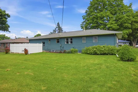 1034 Cardinal Drive Owatonna MN 55060