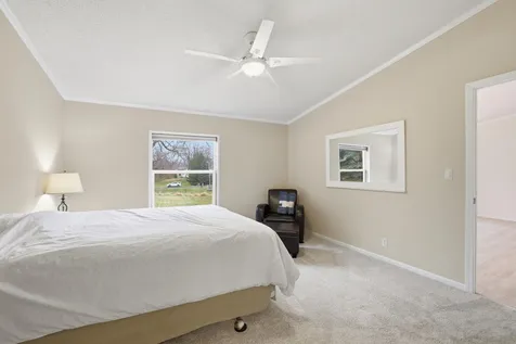720 Central Avenue S New Prague MN 56071
