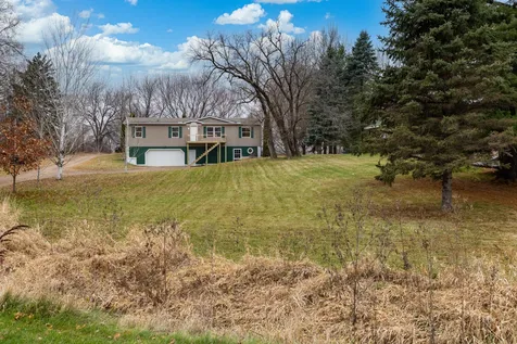 720 Central Avenue S New Prague MN 56071