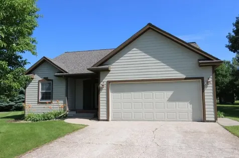 621 6th Street NE Perham MN 56573