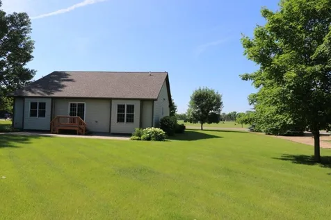 621 6th Street NE Perham MN 56573