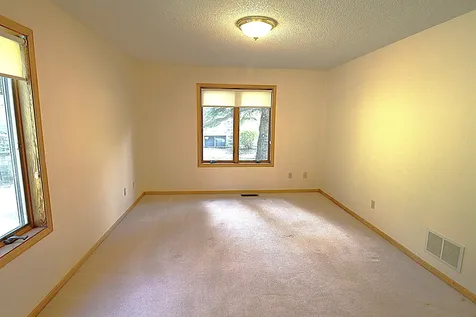 829 Autumn Way Stillwater MN 55082