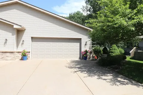 829 Autumn Way Stillwater MN 55082