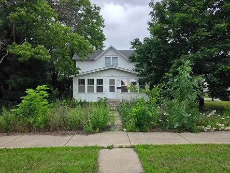 559 North Street Anoka MN 55303