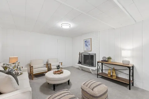 24850 Amlee Road Shorewood MN 55331
