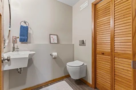 1755 Donegal Drive Woodbury MN 55125