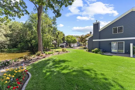 1755 Donegal Drive Woodbury MN 55125