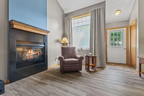 1755 Donegal Drive Woodbury MN 55125