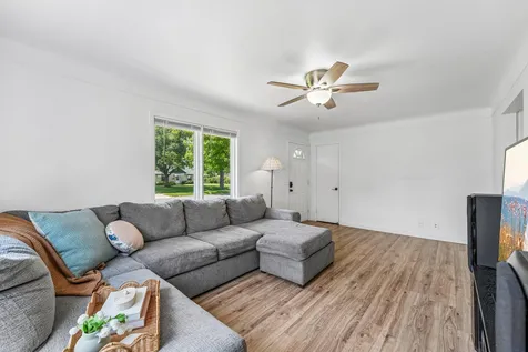10035 3rd Avenue S Bloomington MN 55420