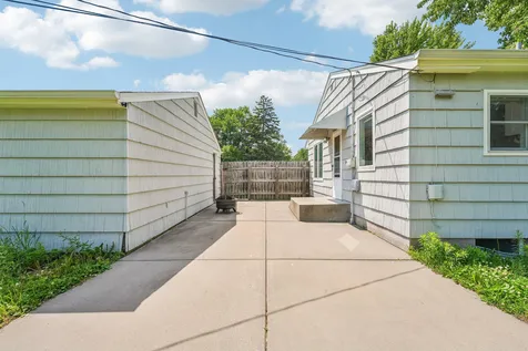 10035 3rd Avenue S Bloomington MN 55420