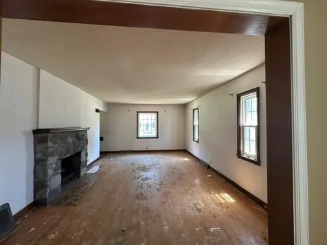 6052 Clinton Avenue S Minneapolis MN 55419