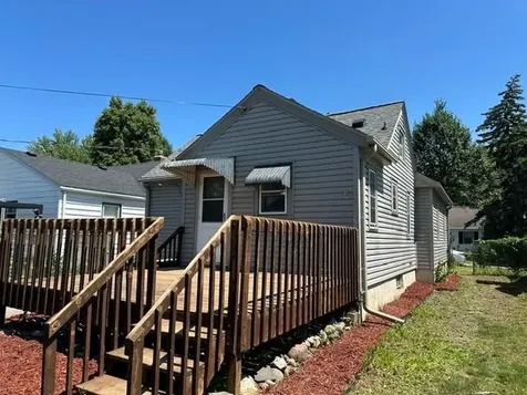 6052 Clinton Avenue S Minneapolis MN 55419