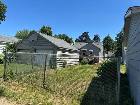 6052 Clinton Avenue S Minneapolis MN 55419