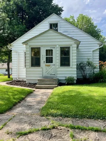 402 W 8th Street Morris MN 56267