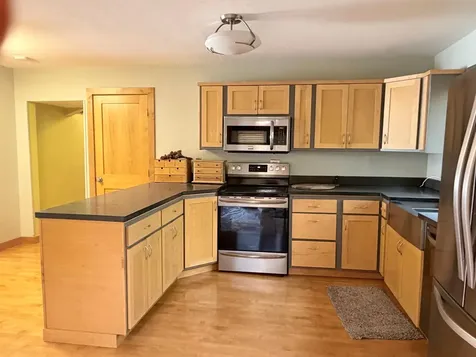 1020 7th Street S Fargo ND 58103
