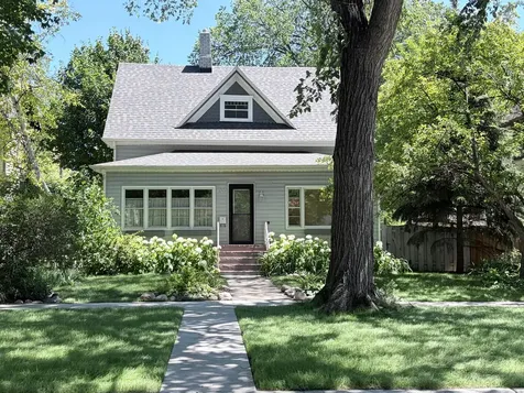 1020 7th Street S Fargo ND 58103