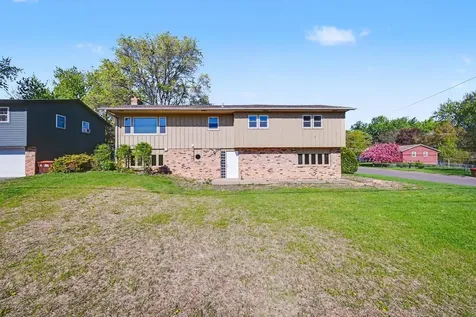 2000 Westview Drive Hastings MN 55033