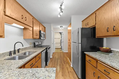 661 Belland Avenue Vadnais Heights MN 55127