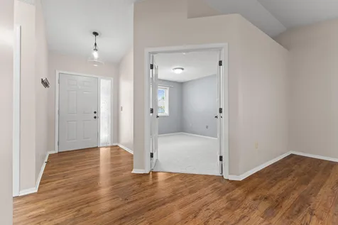 661 Belland Avenue Vadnais Heights MN 55127