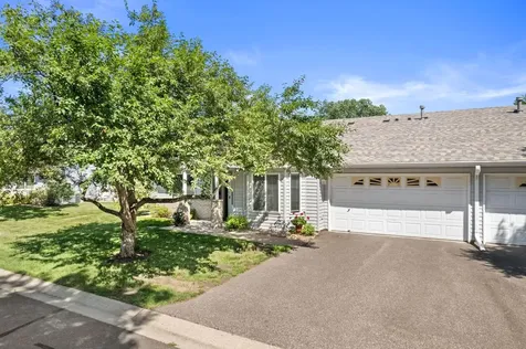 661 Belland Avenue Vadnais Heights MN 55127