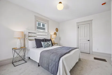 941 Hague Avenue Saint Paul MN 55104