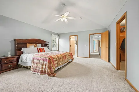 2466 Lone Eagle Trail Woodbury MN 55129