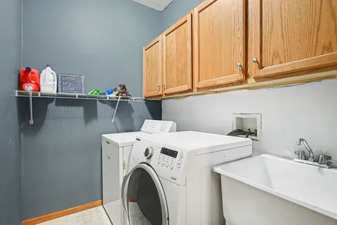 2466 Lone Eagle Trail Woodbury MN 55129