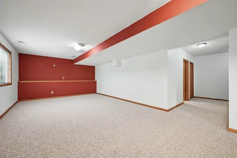 2466 Lone Eagle Trail Woodbury MN 55129