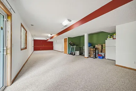 2466 Lone Eagle Trail Woodbury MN 55129