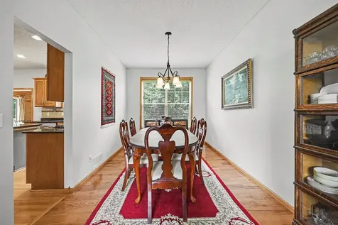 2466 Lone Eagle Trail Woodbury MN 55129