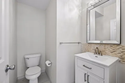 1528 Savanna Drive Shakopee MN 55379