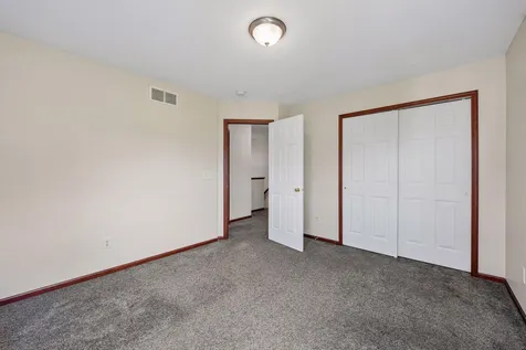 1528 Savanna Drive Shakopee MN 55379