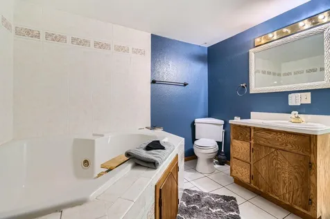 7236 Clear Ridge Centerville MN 55038