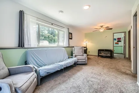 7236 Clear Ridge Centerville MN 55038