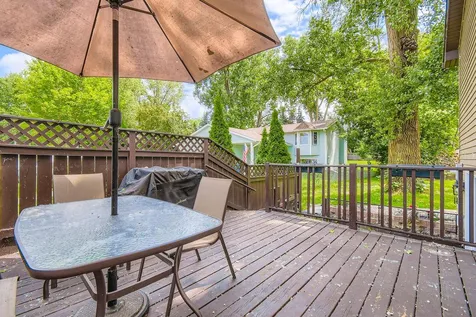 7236 Clear Ridge Centerville MN 55038