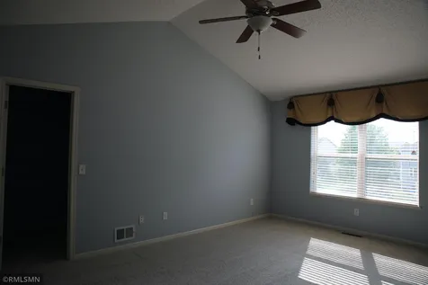 16513 Dodd Lane Lakeville MN 55044