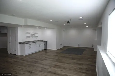 16513 Dodd Lane Lakeville MN 55044