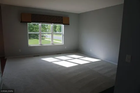 16513 Dodd Lane Lakeville MN 55044