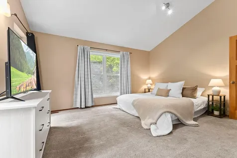 13593 Embry Way Apple Valley MN 55124