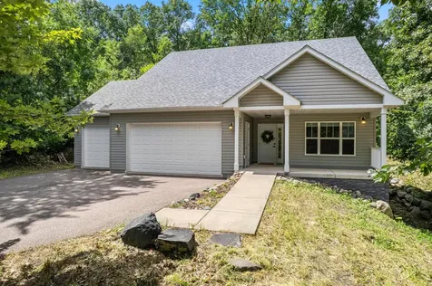 13593 Embry Way Apple Valley MN 55124