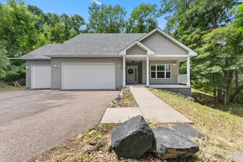 13593 Embry Way Apple Valley MN 55124