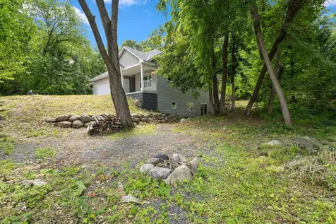 13593 Embry Way Apple Valley MN 55124