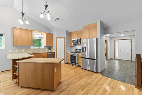 13593 Embry Way Apple Valley MN 55124