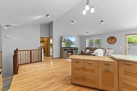 13593 Embry Way Apple Valley MN 55124